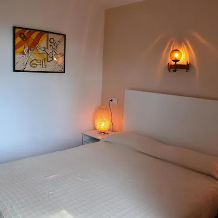 Casa Acogedora Con Gran Piscina Comunitaria Y Cerca De La Playa En - Es-323-72 Holiday home *