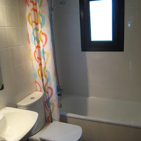 Casa Acogedora Con Gran Piscina Comunitaria Y Cerca De La Playa En - Es-323-72 Holiday home *