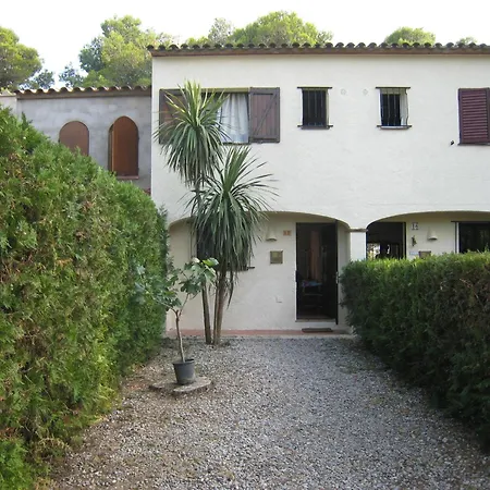 Casa Acogedora Con Gran Piscina Comunitaria Y Cerca De La Playa En - Es-323-72