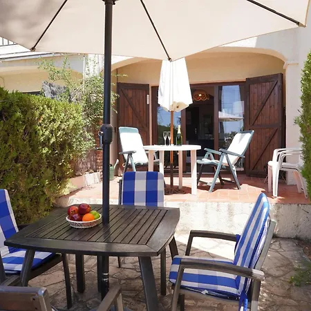 Casa Acogedora Con Gran Piscina Comunitaria Y Cerca De La Playa En - Es-323-72 Holiday home *